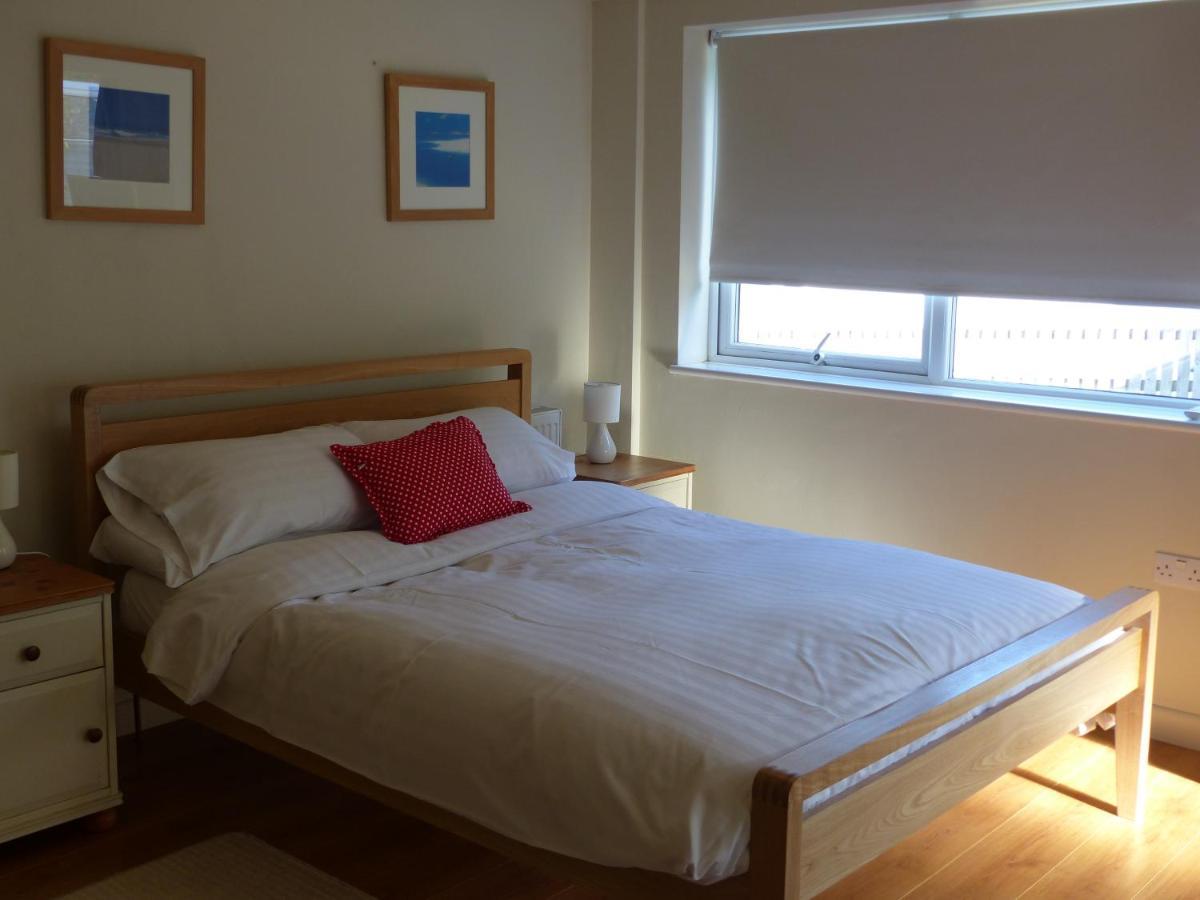 Carbis Bay Beach Apartment St Ives Eksteriør billede